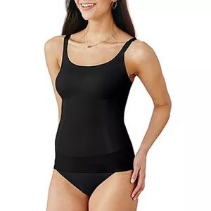 ✨ NWT Maidenform Shapewear Camisole in Black